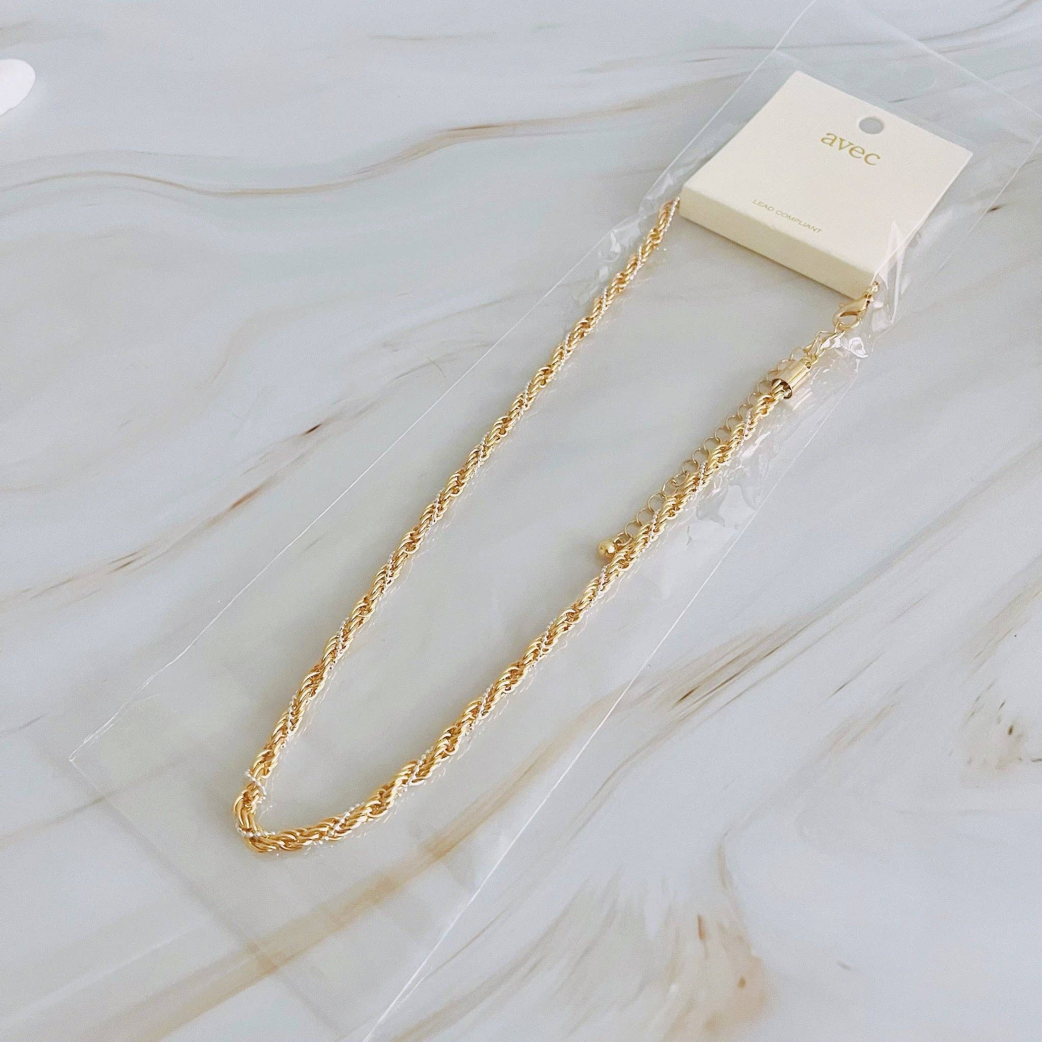 Lead fashion compliant jewelry